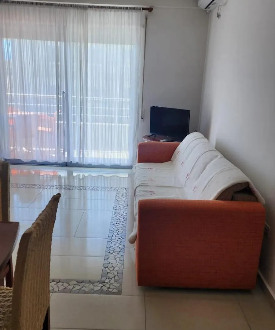 Apartment Henri ساراندا ألبانيا