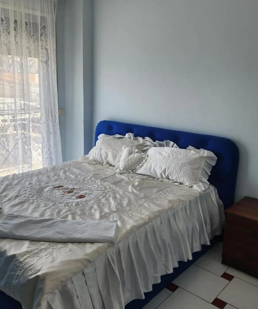 Apartment Henri ساراندا