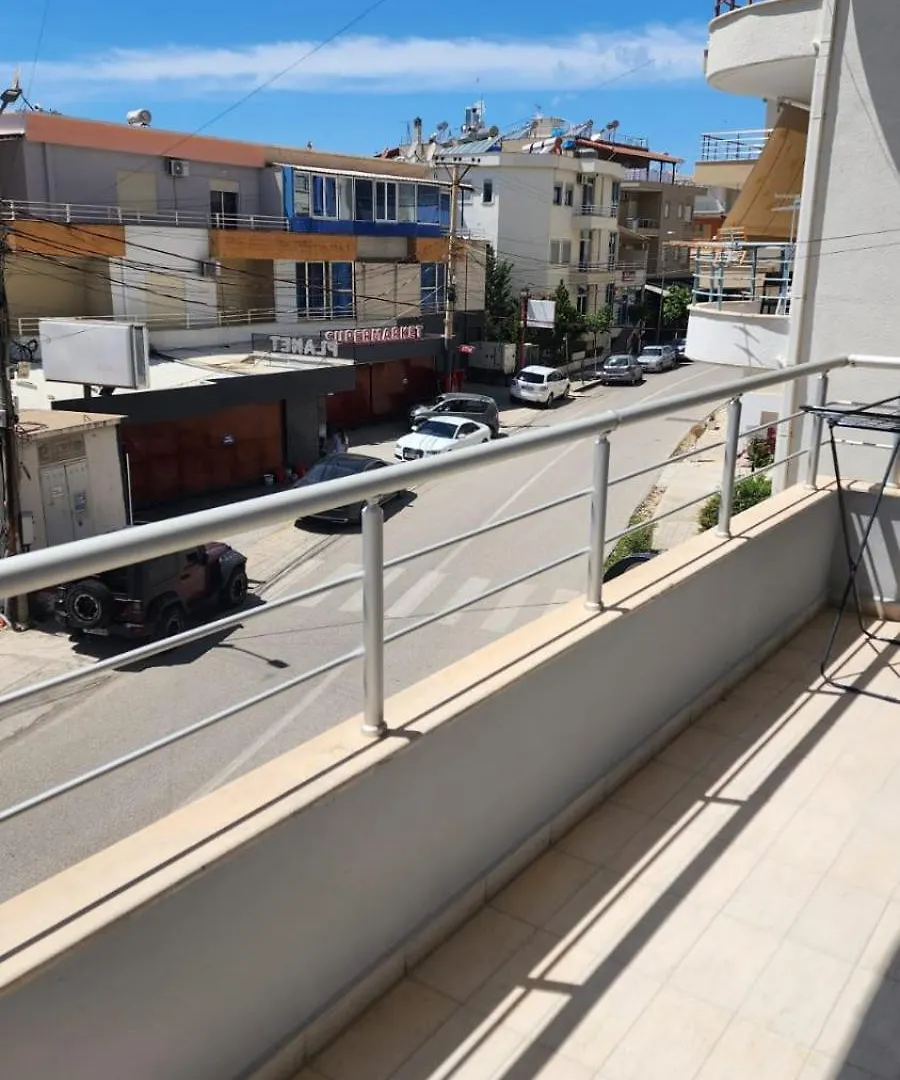 Apartment Henri ساراندا 0*,  ألبانيا